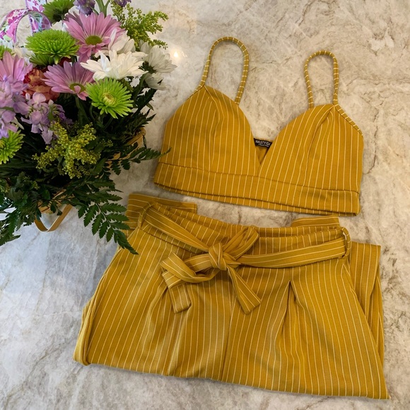 Nasty Gal Other - NWT Nasty Gal Yellow Strip Set